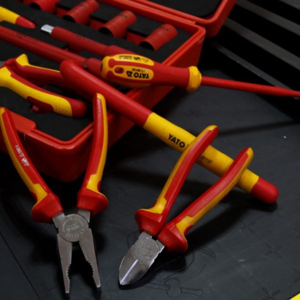 Đầu khẩu tay vặn cách điện 1000V