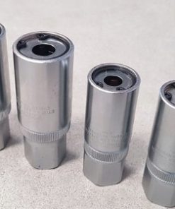 Bộ 4 đầu tuýp 1/2" tháo vít cấy 6-12mm Yato YT-0620 - Ba Lan Bộ 4 đầu tuýp 1/2" tháo vít cấy 6-12mm Yato YT-0620 - Ba Lan