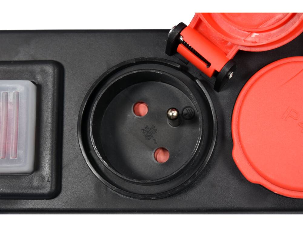 Ổ Cắm Điện Chống Nước 3m Yato YT-81242 Ổ Cắm Điện Chống Nước 3m Yato YT-81242