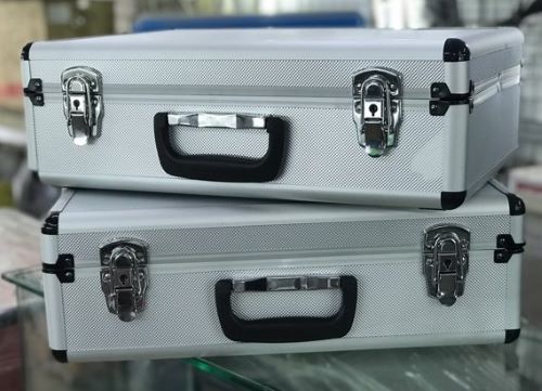 Vali Nhôm đựng đồ nghề chuyên dụng Yato YT-0881ZL - Ba Lan Vali Nhôm đựng đồ nghề chuyên dụng Yato YT-0881ZL - Ba Lan