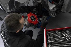 Đào Tạo Kỹ Thuật Viên Hiệu Quả Cho Thiết Bị Xưởng Hiện Đại: Xây Dựng Chương Trình Thực Tiễn