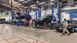 AI Và IoT 2025: Xu Hướng Công Nghệ Nâng Cao Hiệu Quả Quản Lý Gara Ô Tô