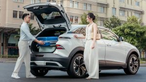 Tổng Hợp Chi Phí Sở Hữu Xe Điện Tại Hà Nội: Từ Giá Lăn Bánh Đến Vận Hành