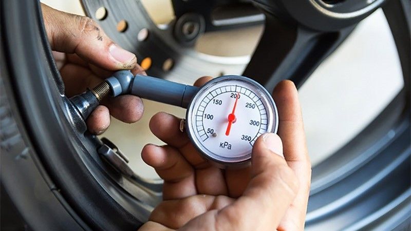 Bí Quyết Kiểm Tra Và Bơm Áp Suất Lốp Chuẩn Giúp Tăng Tuổi Thọ, An Toàn Lái Xe