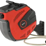 Hộp Cuộn Dây Hơi Nước Tự Rút 15m YATO YT-24258: Giải Pháp Tiện Lợi Cho Việc Tưới Tiêu